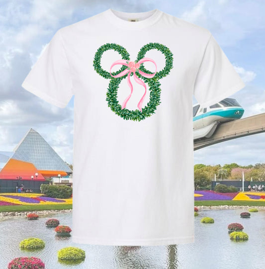 Boxwood Wreath Mouse Shirt