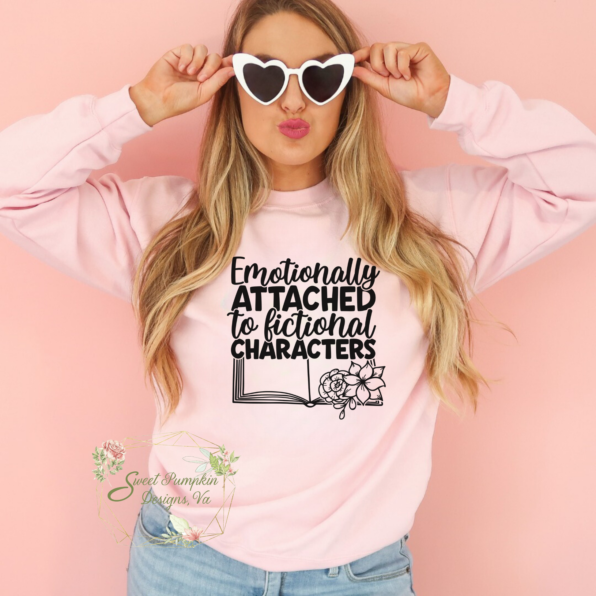  Oversized book lovers sweatshirt with a stylish design, perfect for embracing your bookish side.