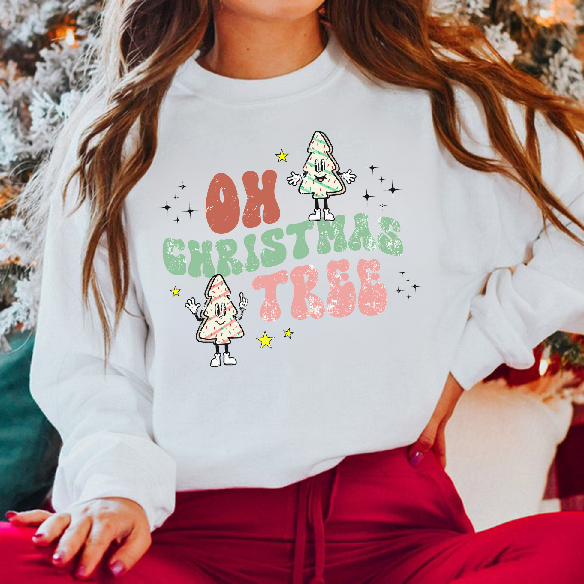 Retro Christmas sweatshirt with vintage-style 'Oh Christmas Tree' design, soft Gildan 18500 material, unisex design

