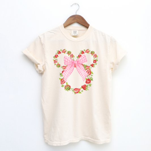 Strawberry Wreath Mouse Shirt