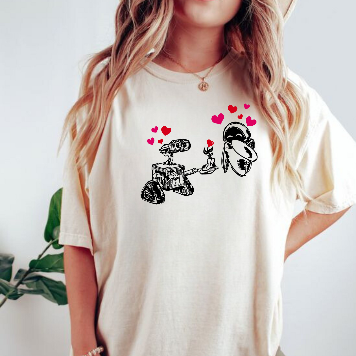 Cute Robot Love Valentine's Day Shirt