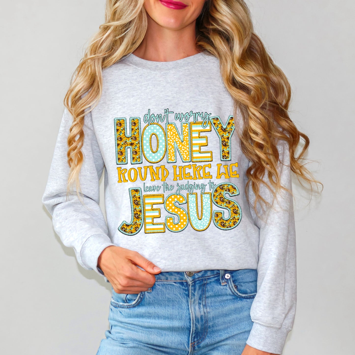 Leave The Judging To Jesus | Christian Crewneck Sweatshirt for Women